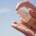 ALGA MARIS sävyttävä aurinkovoide SPF50 Beige