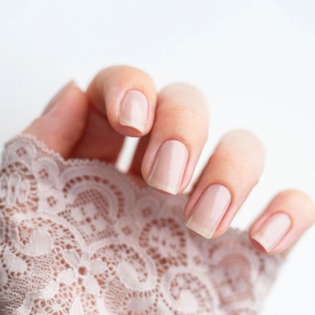 Kynsitarrat – AVOA Beauty – Bare With Me
