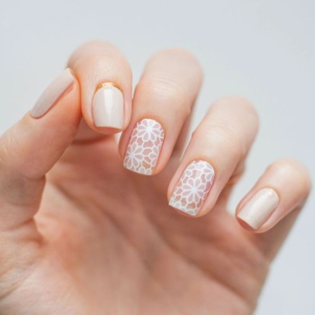 Kynsitarrat – AVOA Beauty – Fresh As A Daisy