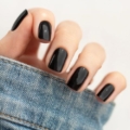 Kynsitarrat – AVOA Beauty – Like Licorice